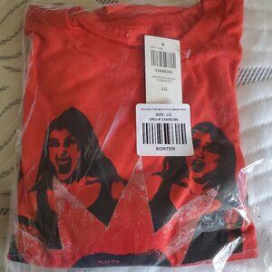 Olivia Rodrigo shirt size large